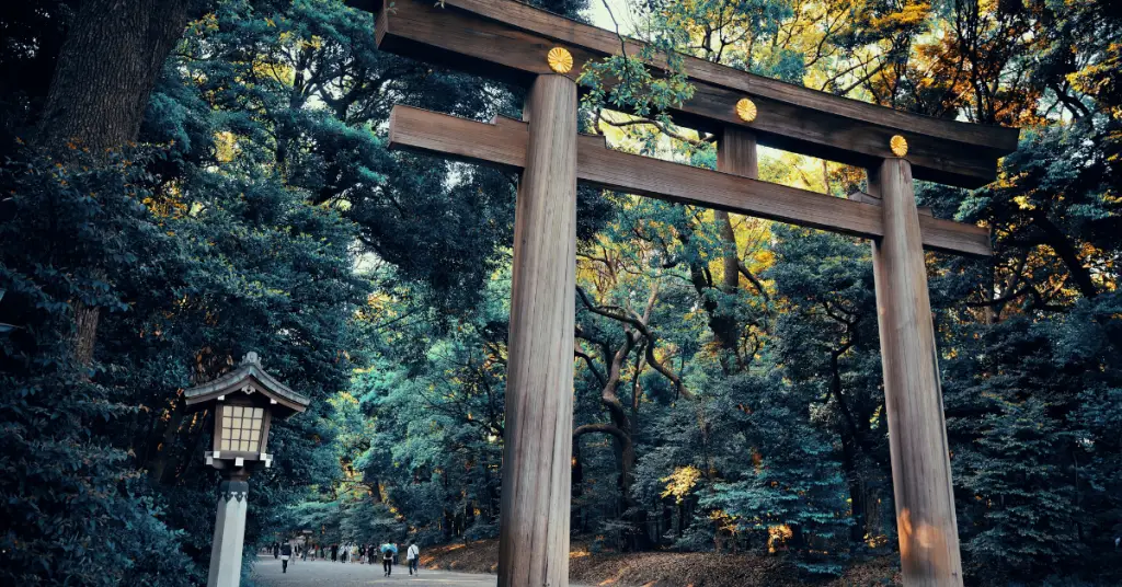 Tokyo Temple Hopping: Your Friendly Guide to Sacred Sites on the Yamanote Line
