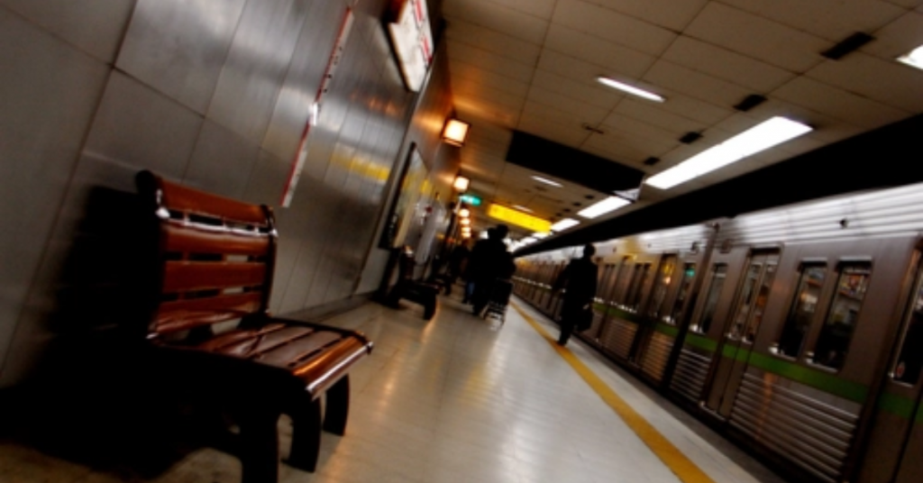 Yamanote Line train at station platform